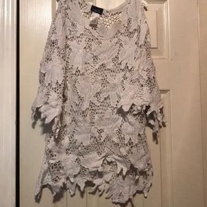 Crocheted short sleeve top